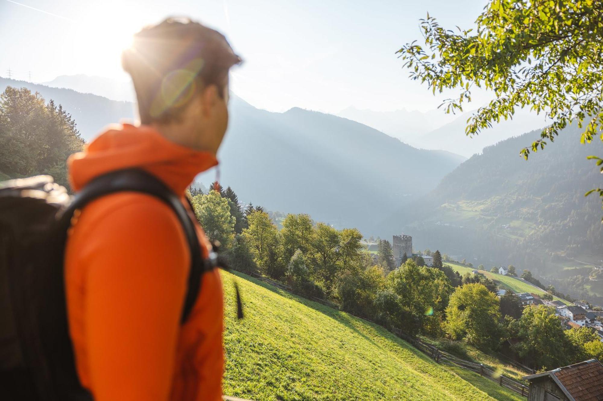 Lechtaler Alpenblick Landeck - Privatzimmer & Ferienwohnung Luaran gambar