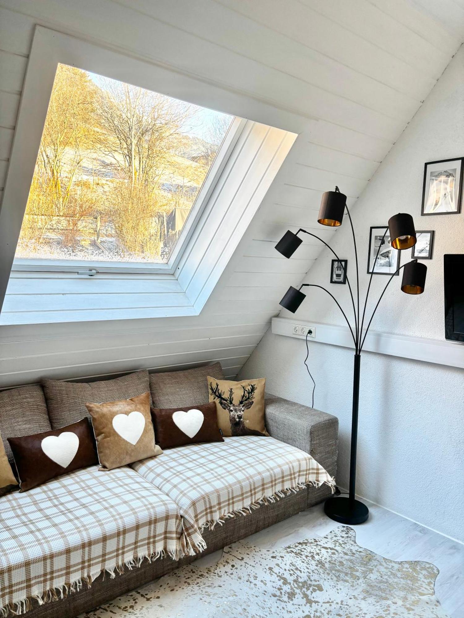 Lechtaler Alpenblick Landeck - Privatzimmer & Ferienwohnung Luaran gambar