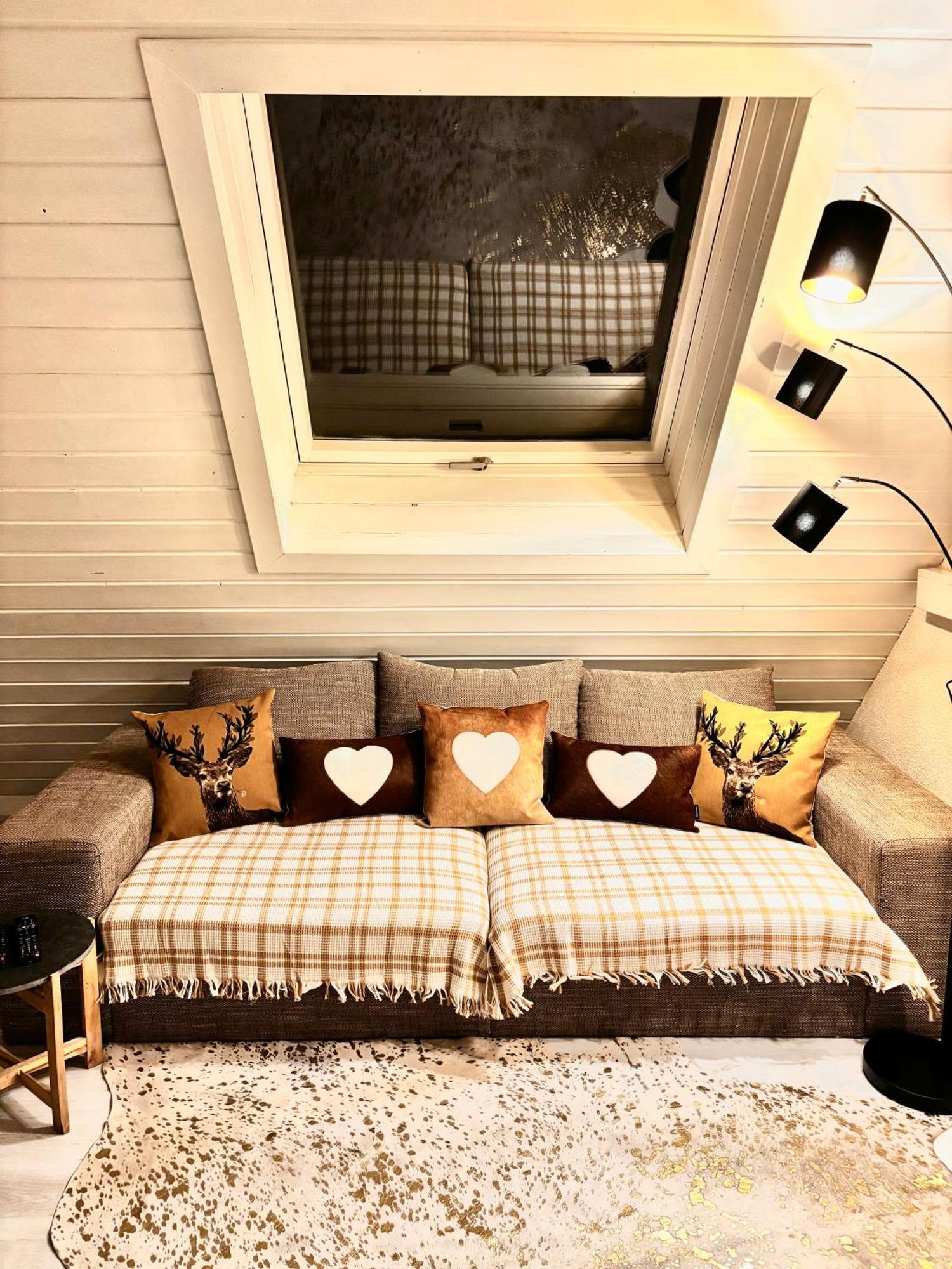 Lechtaler Alpenblick Landeck - Privatzimmer & Ferienwohnung Luaran gambar