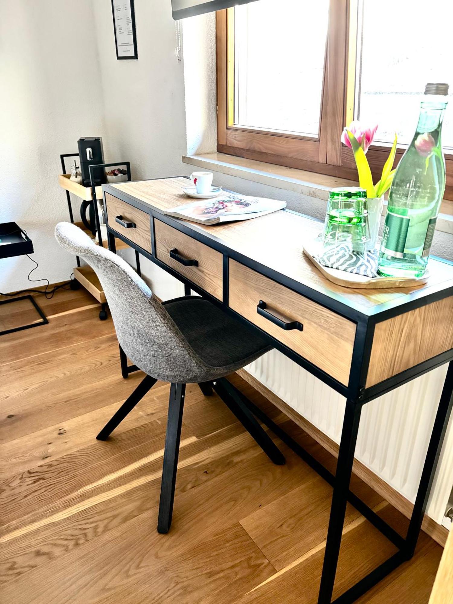 Lechtaler Alpenblick Landeck - Privatzimmer & Ferienwohnung Luaran gambar