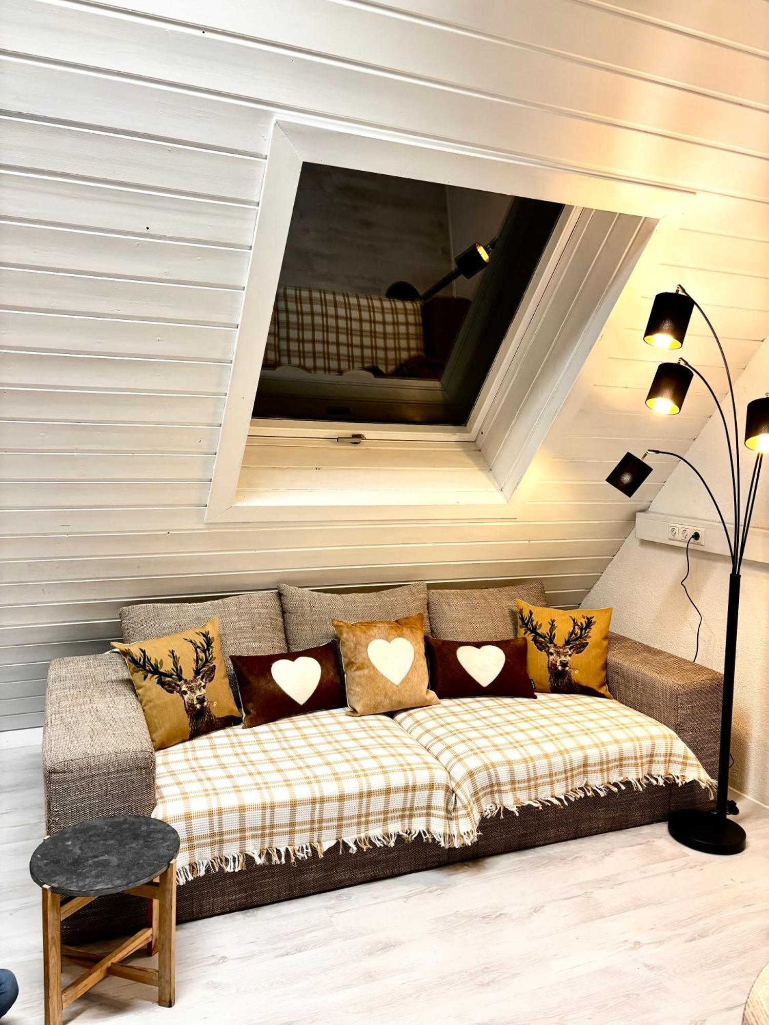 Lechtaler Alpenblick Landeck - Privatzimmer & Ferienwohnung Luaran gambar