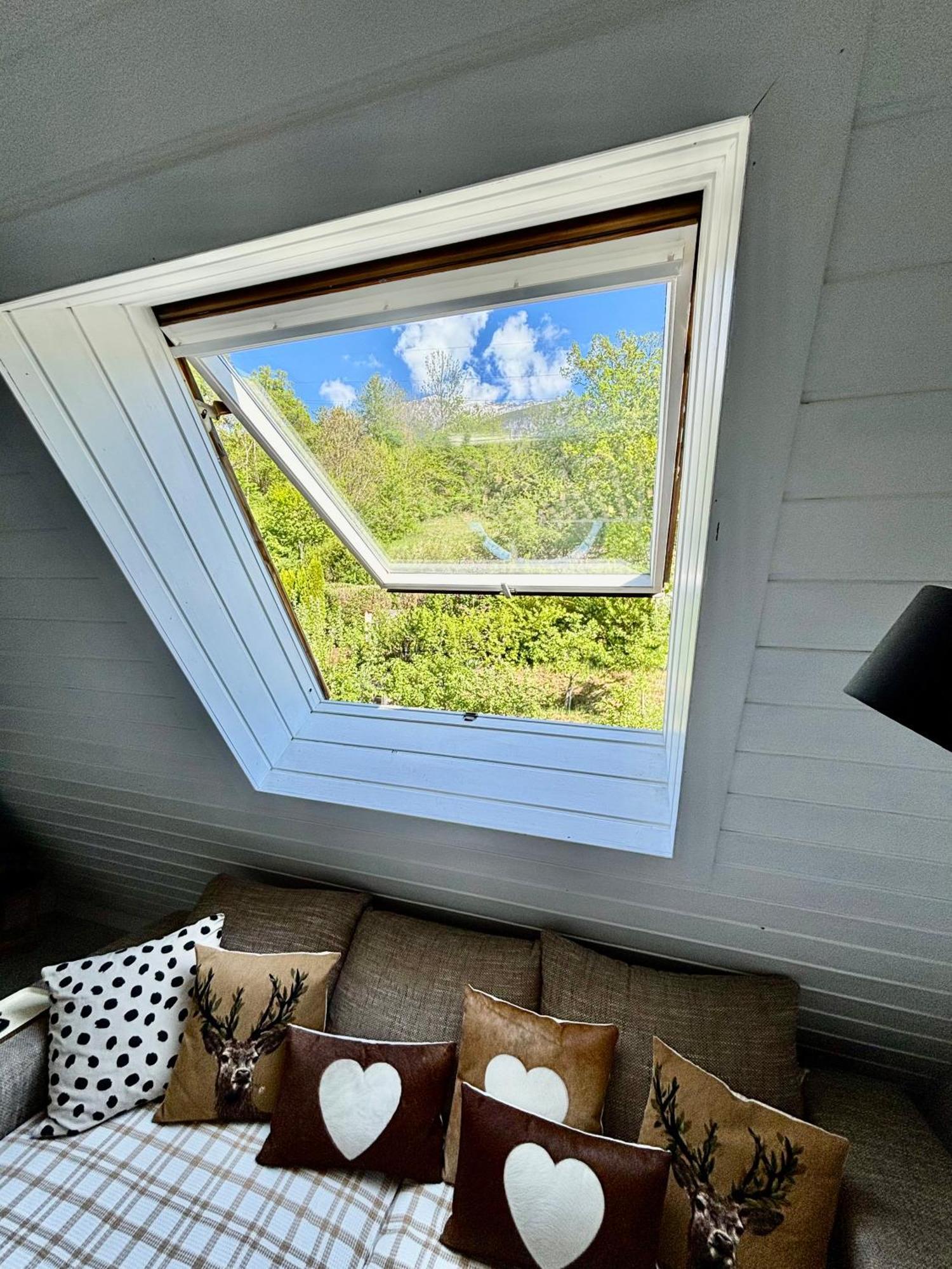 Lechtaler Alpenblick Landeck - Privatzimmer & Ferienwohnung Luaran gambar